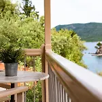 Apartament Lithea And By The Sea *