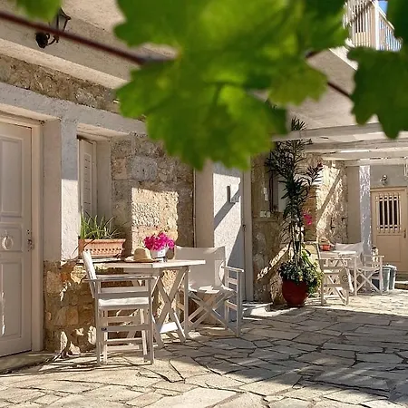 Lithea And By The Sea *