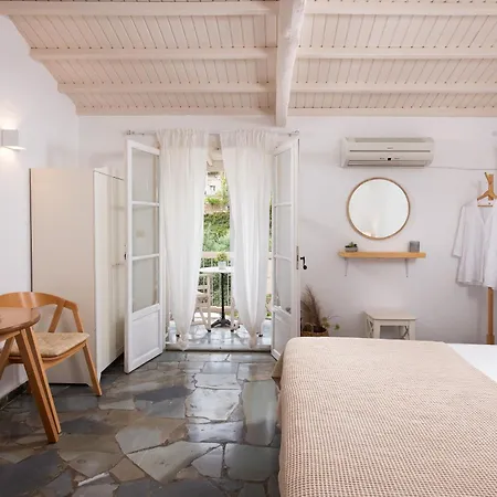 Lithea And By The Sea * Agios Petros (Alonissos)