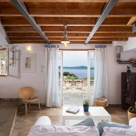 Lithea And By The Sea *