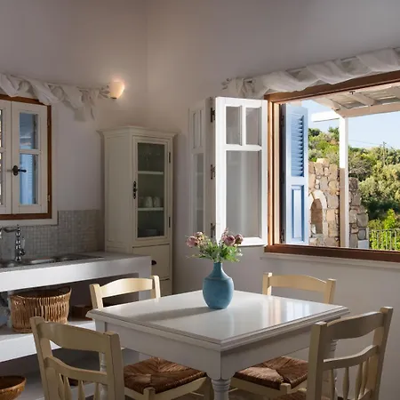 Lithea And By The Sea Apartment