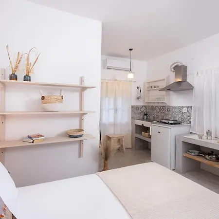 Lithea And By The Sea