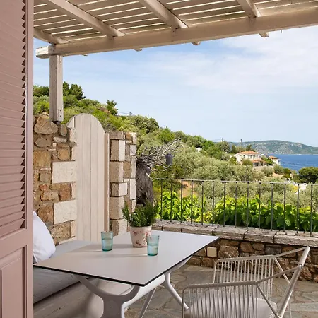 Lithea And By The Sea *