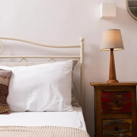 Lithea And By The Sea