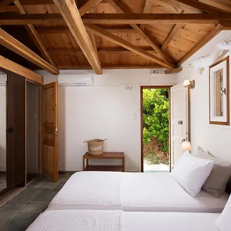 Lithea And By The Sea 公寓 *