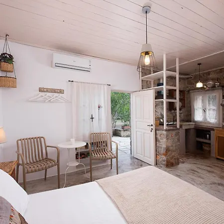 Daire Lithea And By The Sea