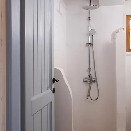 Lithea And By The Sea