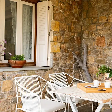 Lithea And By The Sea Agios Petros (Alonissos)