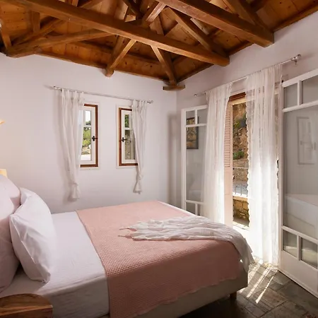 Lithea And By The Sea Agios Petros (Alonissos)