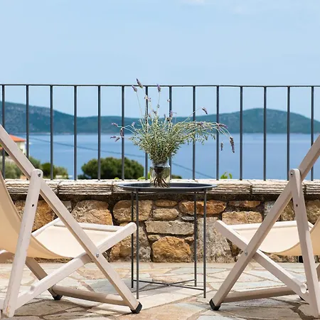 Lithea And By The Sea * Agios Petros (Alonissos)