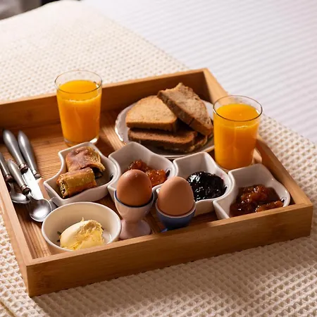 Lithea And By The Sea Daire