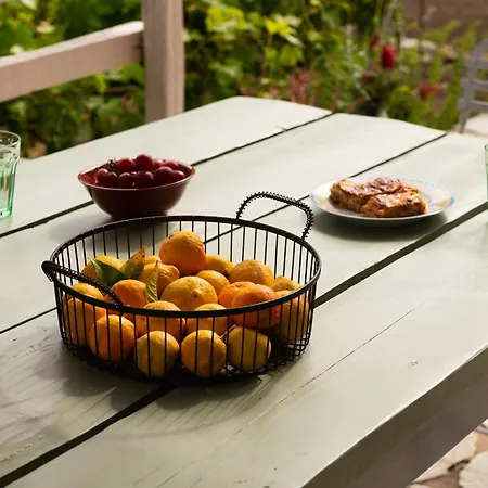 Lithea And By The Sea Daire