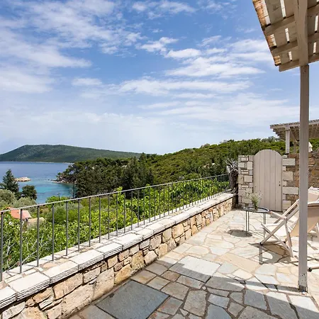 公寓 Lithea And By The Sea