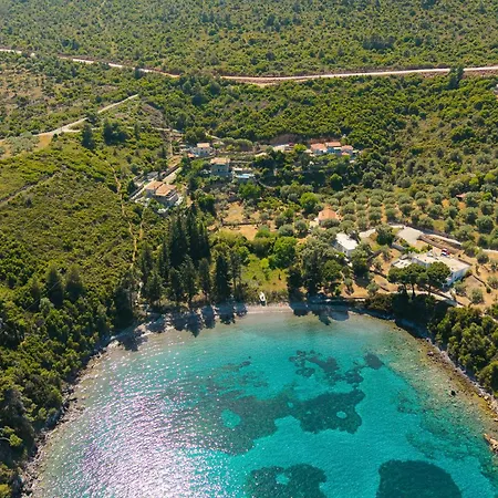 Lithea And By The Sea Daire *