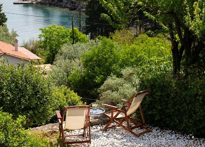 Lithea And By The Sea * Agios Petros (Alonissos)