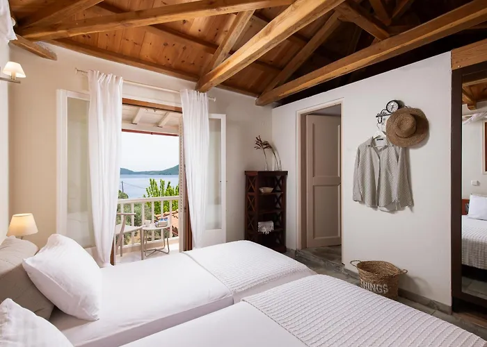 Lithea And By The Sea * Agios Petros (Alonissos)