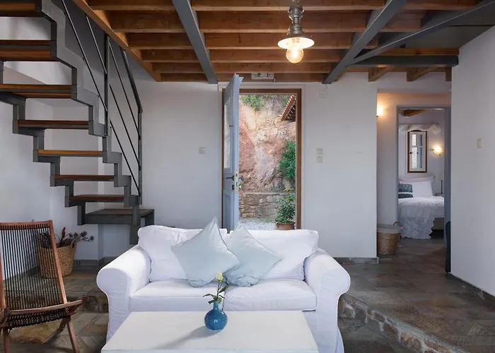 Lithea And By The Sea 公寓 *