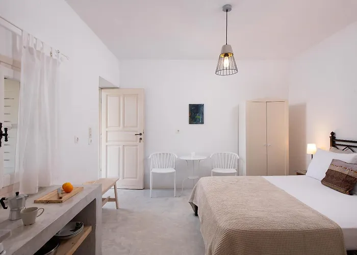 Lithea And By The Sea * Agios Petros (Alonissos)