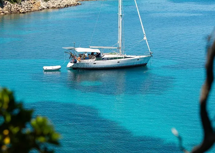 Lithea And By The Sea * Agios Petros (Alonissos)