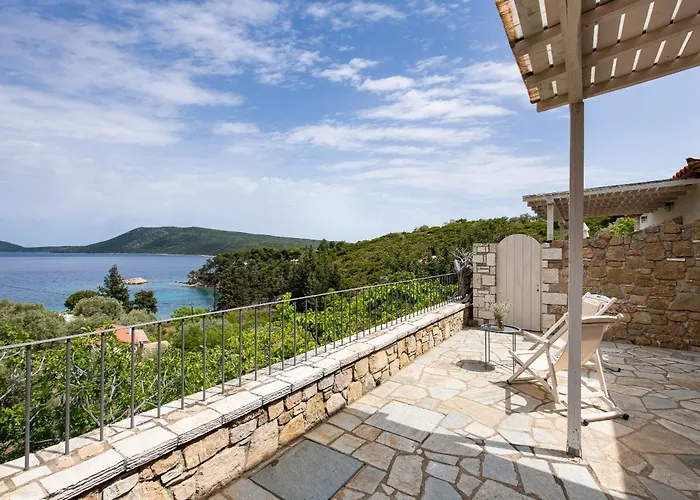 公寓 Lithea And By The Sea