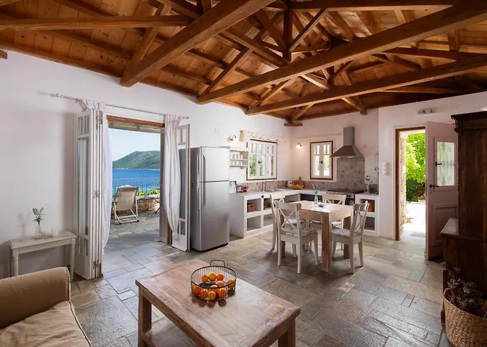 Lithea And By The Sea * Agios Petros (Alonissos)